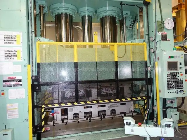 来自Kasai Kogyo河西工业株式会社 - 汽车内饰制造关厂出售【德国】