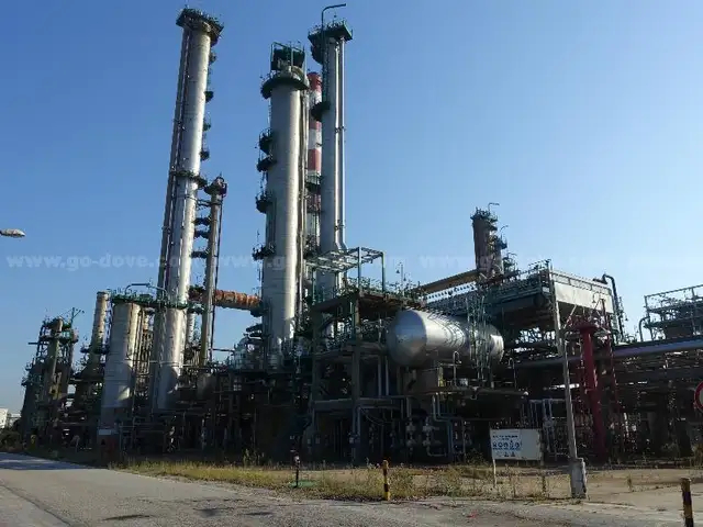 炼油厂出售，产量110,000bpd. 2021年停产【葡萄牙】